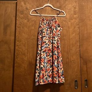 Medium size summer dress, floral print, tank top